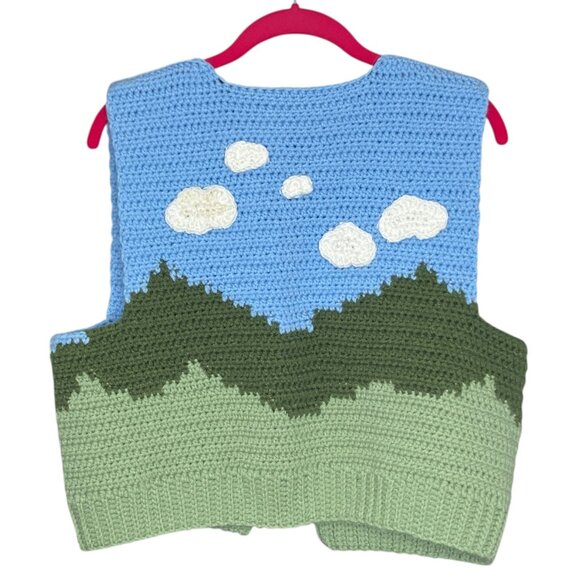 Handmade Crocheted By‎ Hand Blue Cloudy Sky Green Grass Pasture Sweater Vest M L - Picture 1 of 3